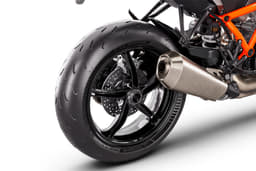 Ktm 1390 Super Duke R Rear Right Three Quarter