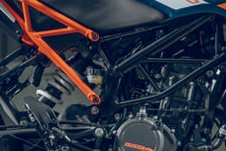 Ktm 160 Duke Tft Color Orange, Black