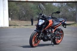 Ktm 200 Duke Front Left Three Quarter