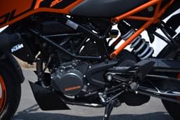 Ktm 200 Duke Color Orange