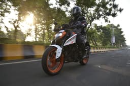 Ktm 250 Duke Gen 3 Color Orange