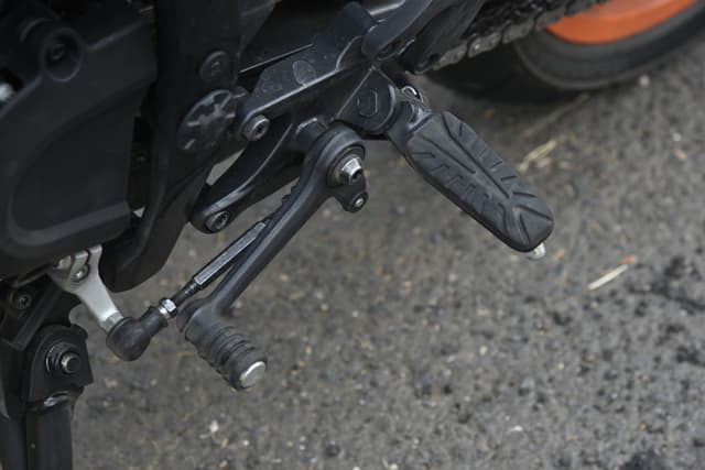 Side Stand Image - 25883