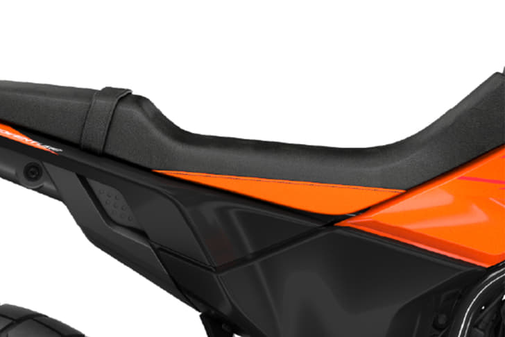 Color Black, Orange