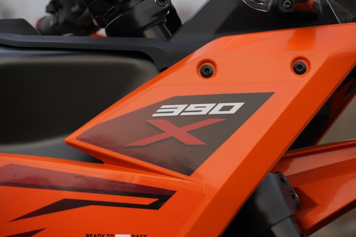 Color Orange