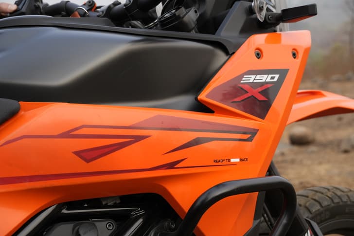 Color Orange