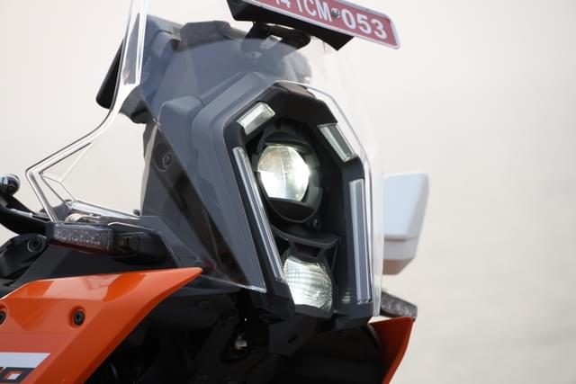 Headlight Image - 25817