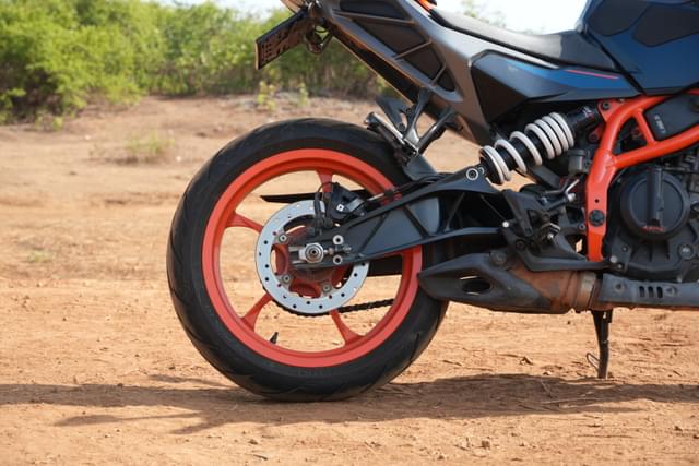 Color Black Image - 25853