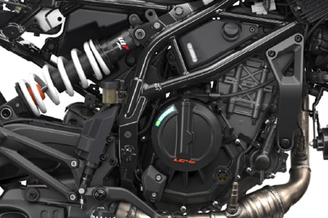 Engine Shot Left Image - 34585