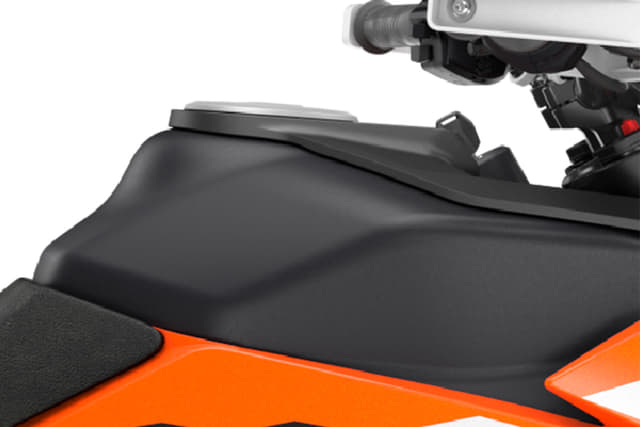 Closed Fuel Lid Image - 34586