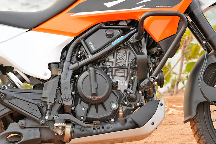 Color Orange, Black, White