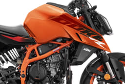 Ktm 390 Duke R Color Orange, Black