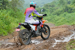 Ktm 390 Enduro R Color Orange, White, Purple