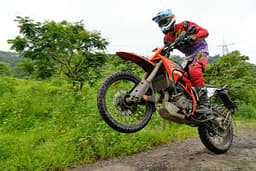 Ktm 390 Enduro R Color Orange, Black, Red, Purple