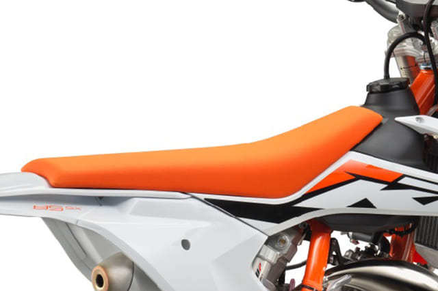 Color Orange, White