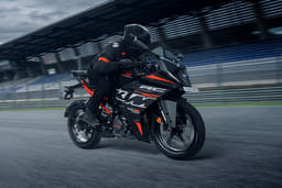 Ktm Rc 160 Front Right Three Quarter