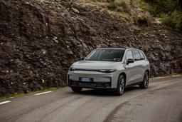 Leapmotor C10 Front Right Three Quarter Leapmotor C10 Front Right Three Quarter