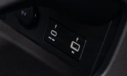 Leapmotor C10 12V Power Outlets Leapmotor C10 12V Power Outlets