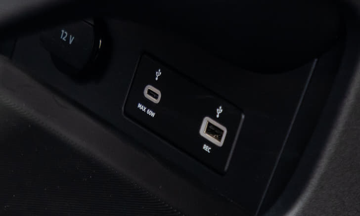 12V Power Outlets