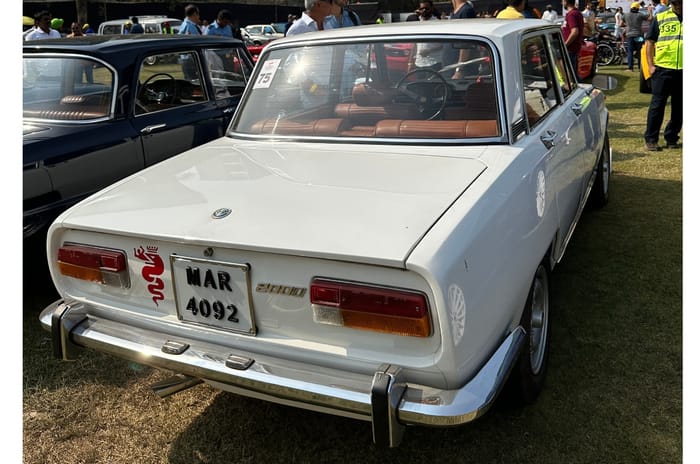 Alfa Romeo 2000 rear