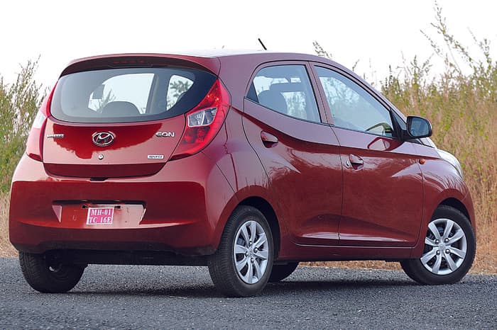 Hyundai Eon rear quarter Hyundai Eon rear quarter