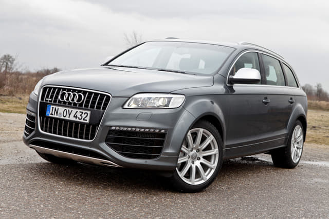 Audi Q7 V12 TDI review, test drive
