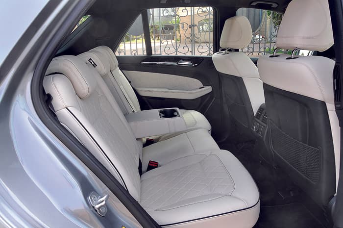 Mercedes ML 350 CDI rear seats 