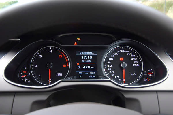 New 2013 Audi A4 2.0 TDI 174bhp review test drive