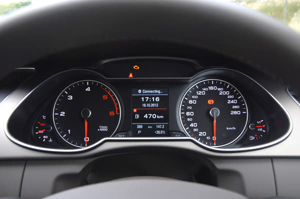 New 2013 Audi A4 2.0 TDI 174bhp review test drive