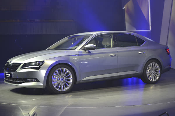 All new Skoda Superb revealed