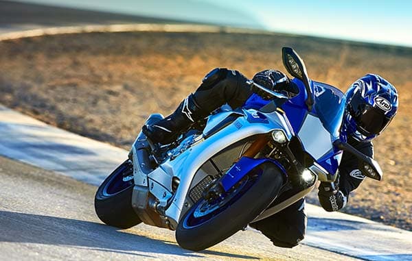 Yamaha launches R1, R1M in India Yamaha launches R1, R1M in India