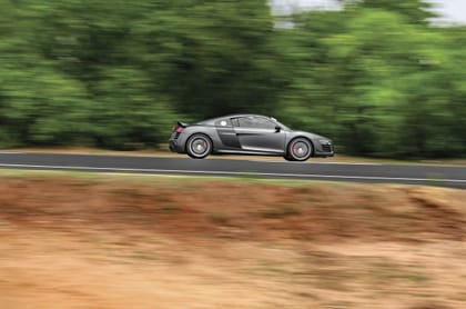 Mobil 1 Great car great road: Audi R8 LMX - Image 5