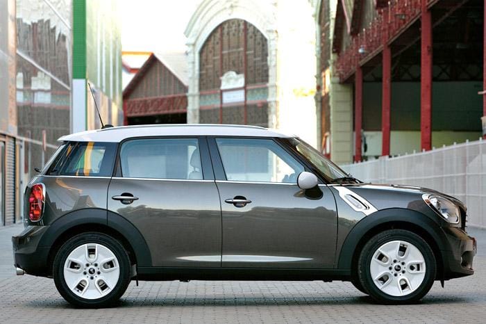 Mini Countryman replacement expected end 2016