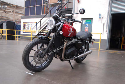 2016 Triumph Bonneville line-up revealed - Image 1