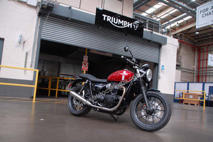 2016 Triumph Bonneville line-up revealed - Image 2