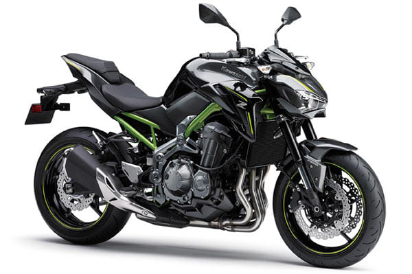 カメナガ Kawasaki’s Z900 and Z650 get a pre-preview at Intermot 2016