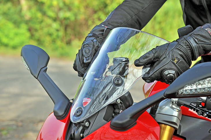 2017 Ducati SuperSport S review, test ride