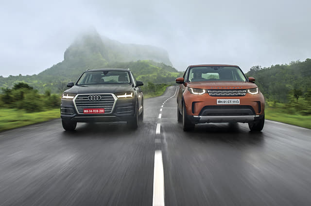2017 Land Rover Discovery vs Audi Q7 comparison