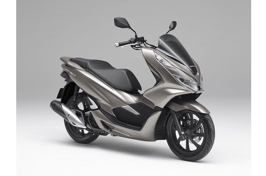 20180413102455_Honda_PCX1.jpg