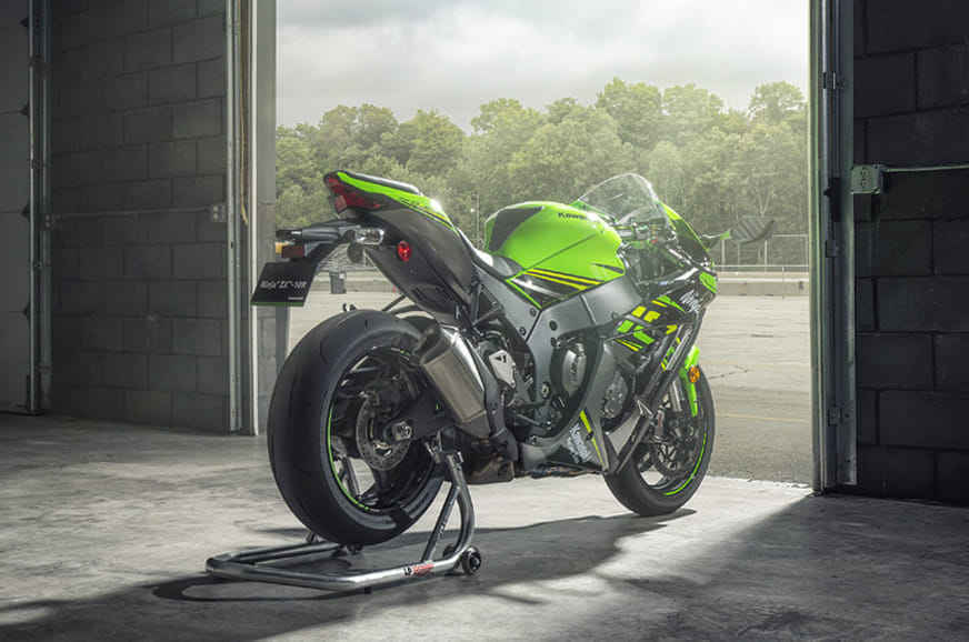かなで商品 2018 Kawasaki Ninja ZX-10R bookings commence, launch soon