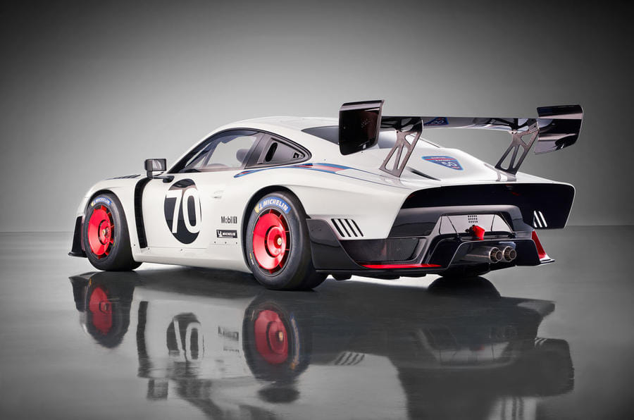 【Tonka】ニューカーキャリアPorsche 935 2台 Special-edition Porsche 935 race car revealed - Introduction