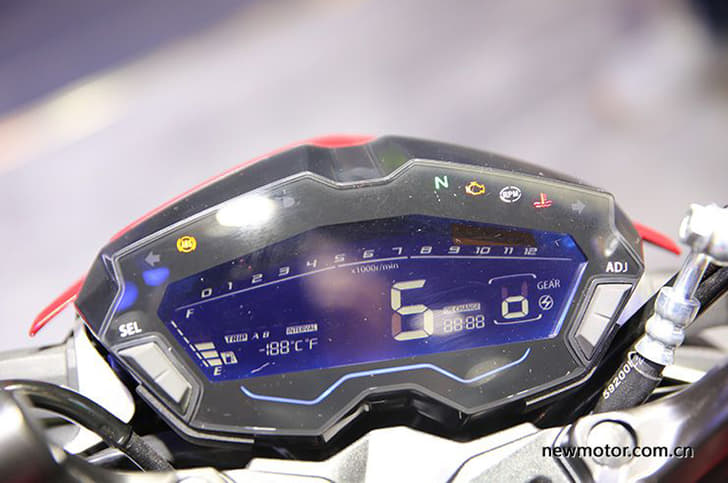 Houje DR300/Suzuki GSX-S300 unveiled