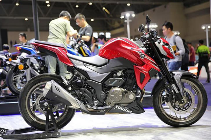 Houje DR300/Suzuki GSX-S300 unveiled