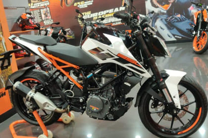 2019 KTM 250 Duke ABS priced at Rs 1.93 lakh - Introduction