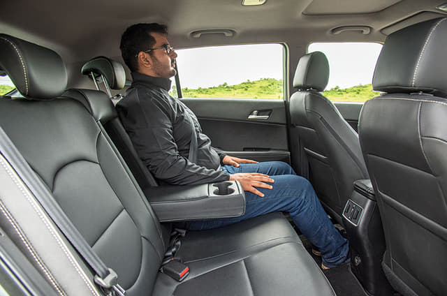 Kia Seltos vs Hyundai Creta comparison