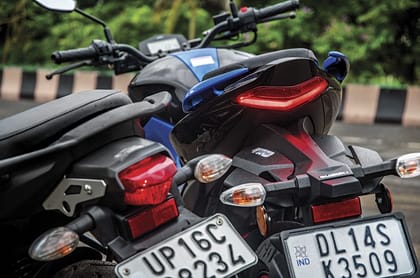 2019 Suzuki Gixxer 150 vs Yamaha FZ-S V3.0 comparison - Image 3