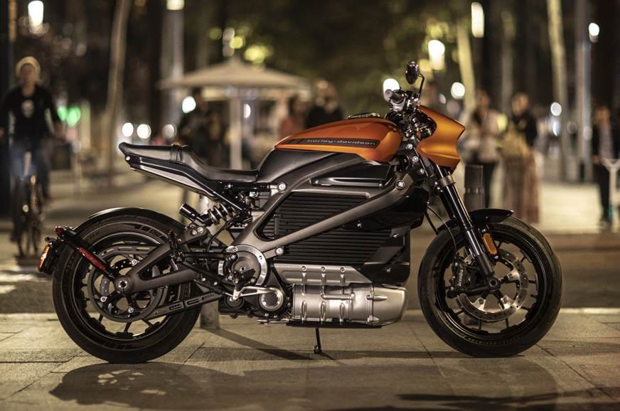 Inline-four-cylinder Kawasaki ZX-25R unveiled - Introduction