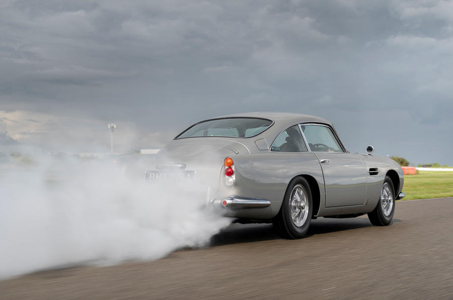 007 GOLDFINGERボンドカー Aston Martin DB5 Aston Martin rolls out first limited-run DB5 Goldfinger