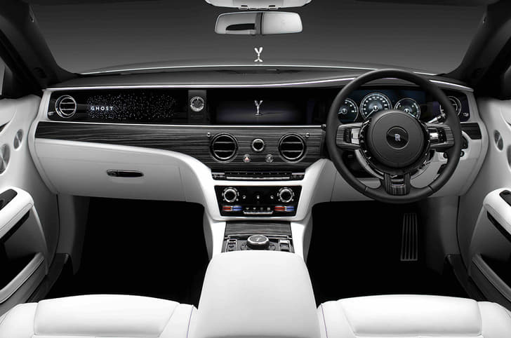 2020 Rolls Royce Ghost dashboard