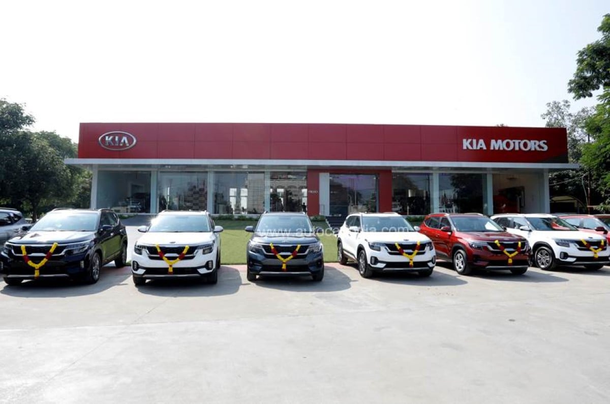 Car sales grow 20 percent in August 2020 - Introduction | Autocar India