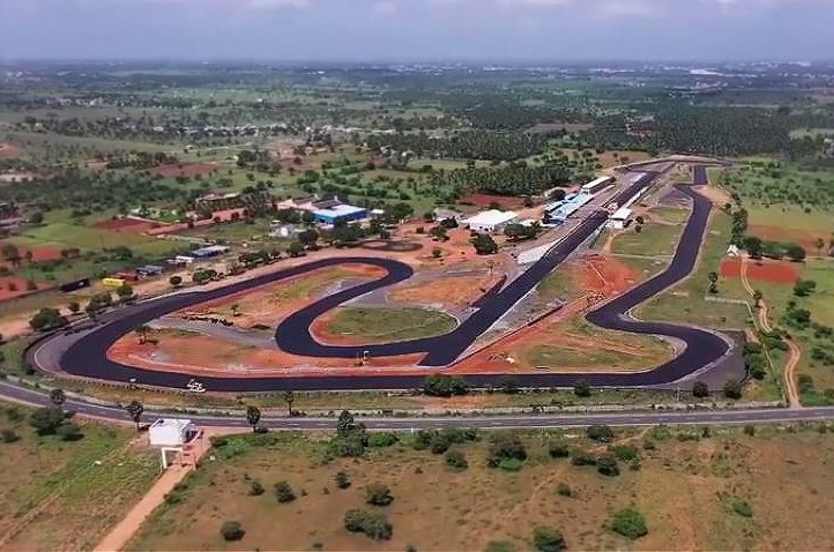 Circuit layout — Kari Motor Speedway